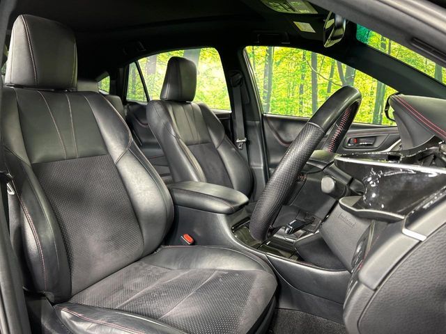 TOYOTA HARRIER 4WD 2017