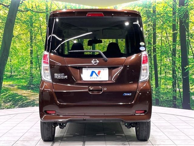 NISSAN DAYZ ROOX 2017