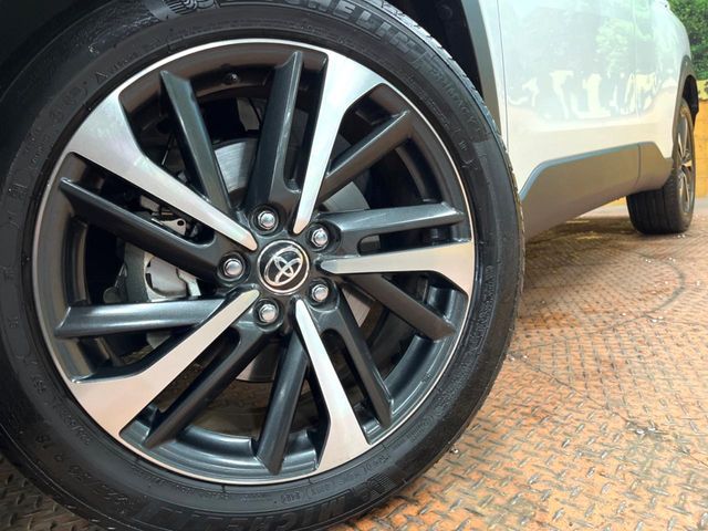 TOYOTA COROLLA CROSS HYBRID 2024