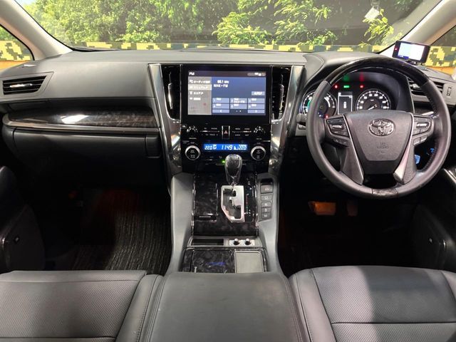 TOYOTA ALPHARD hybrid 4WD 2021
