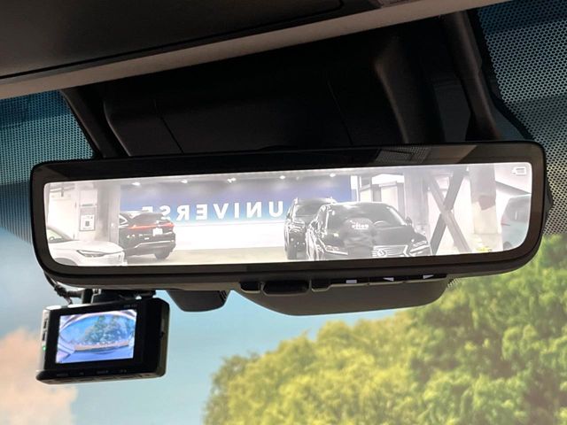 TOYOTA ALPHARD hybrid 4WD 2021