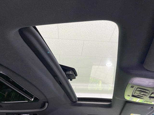 TOYOTA VELLFIRE 2017