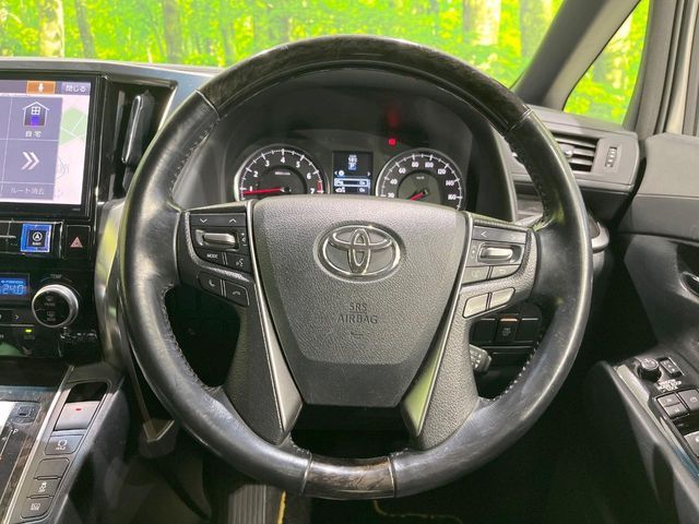 TOYOTA VELLFIRE 2017