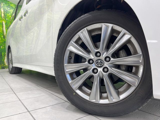 TOYOTA VELLFIRE 2017