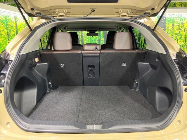 TOYOTA YARIS CROSS HYBRID 2023