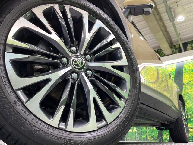 TOYOTA YARIS CROSS HYBRID 2023