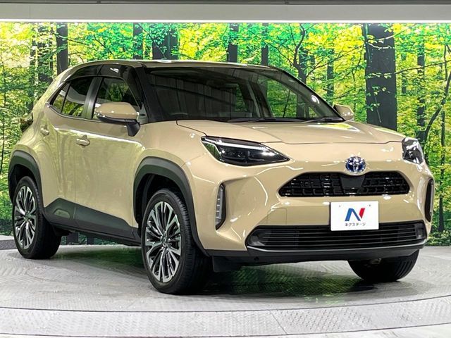 TOYOTA YARIS CROSS HYBRID 2023