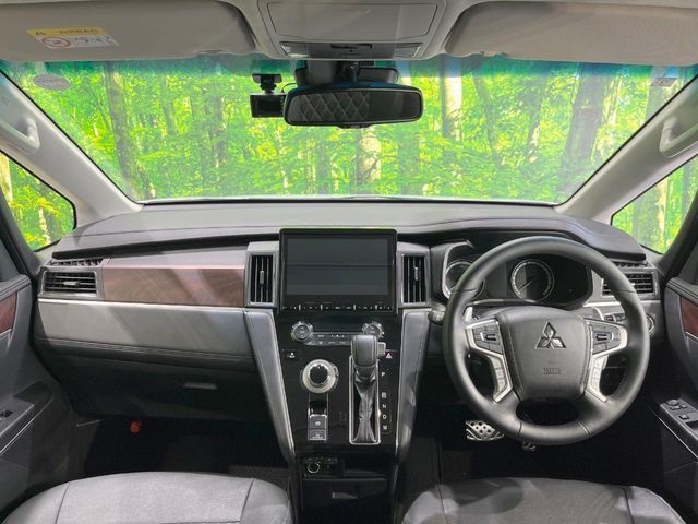 MITSUBISHI DELICA D:5 4WD 2024