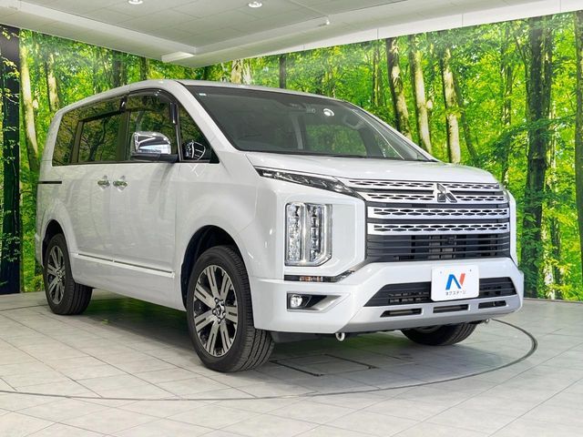 MITSUBISHI DELICA D:5 4WD 2024