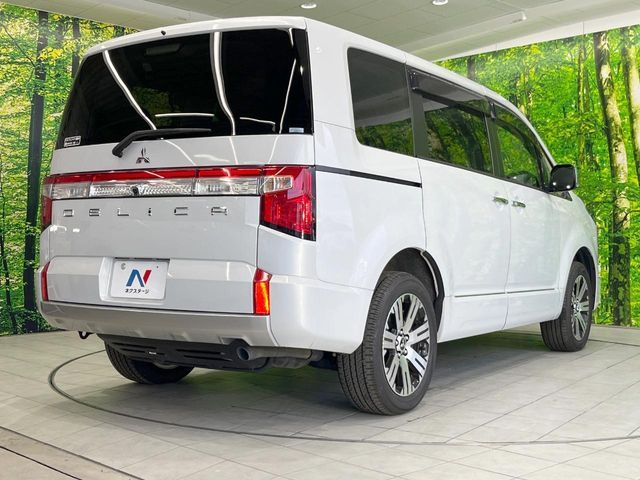MITSUBISHI DELICA D:5 4WD 2024