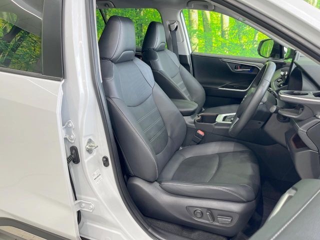 TOYOTA RAV4 4WD 2023