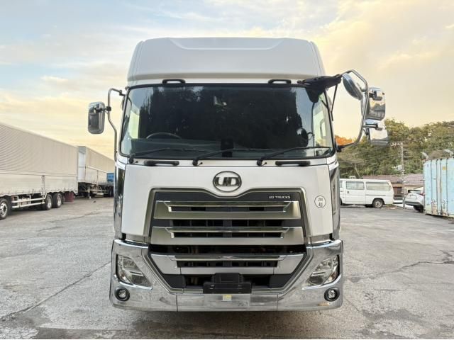 NISSAN DIESEL Quon 2019