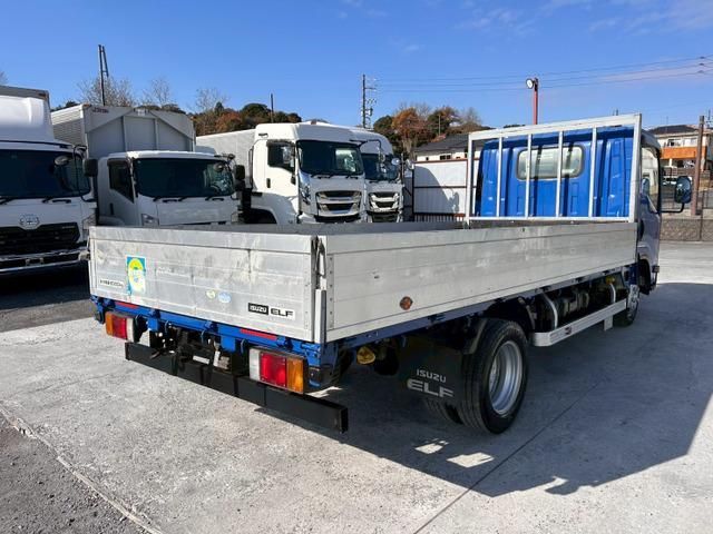ISUZU ELF 2015