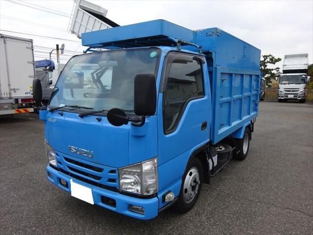 ISUZU ELF 2015