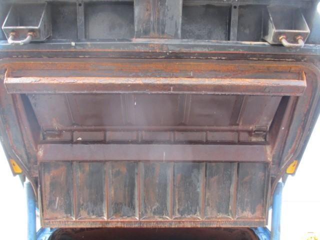 MITSUBISHI CANTER 2015