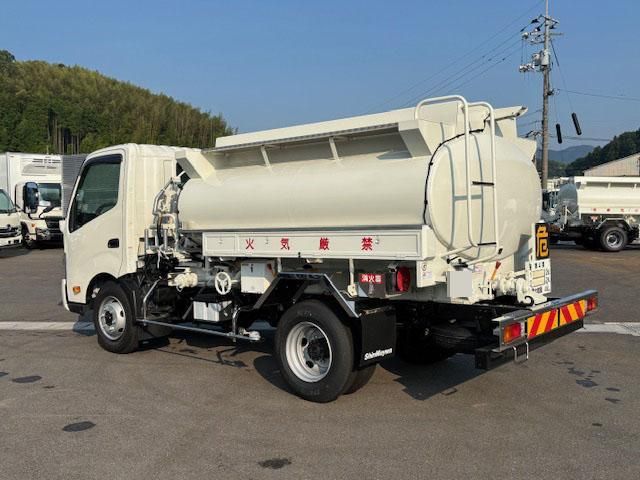 HINO DUTRO 2024