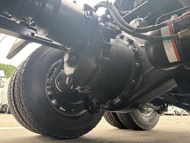 MITSUBISHI FUSOU SUPER GREAT 2025