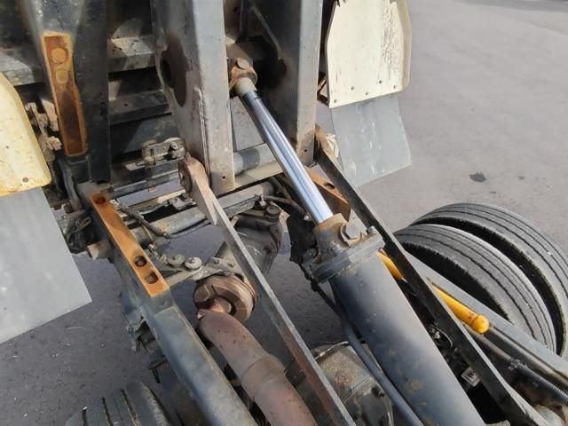 MITSUBISHI CANTER 2015