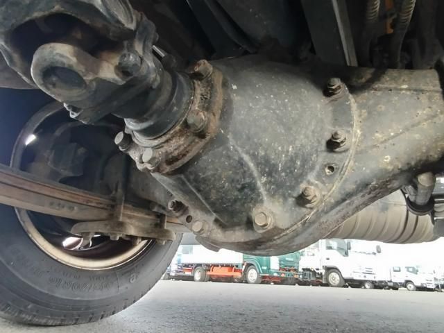 MITSUBISHI CANTER 2015