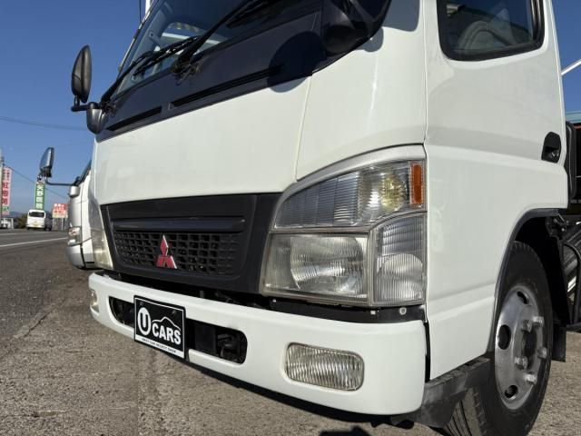 MITSUBISHI CANTER 2005