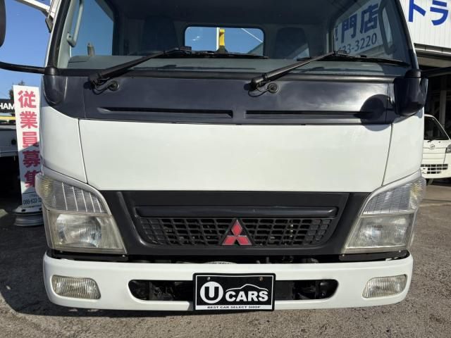 MITSUBISHI CANTER 2005