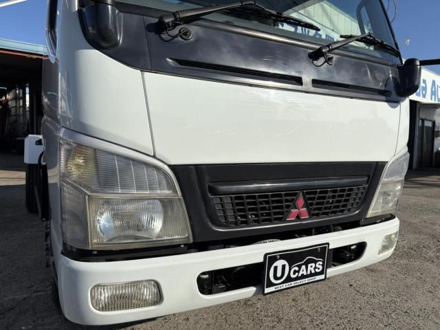MITSUBISHI CANTER 2005