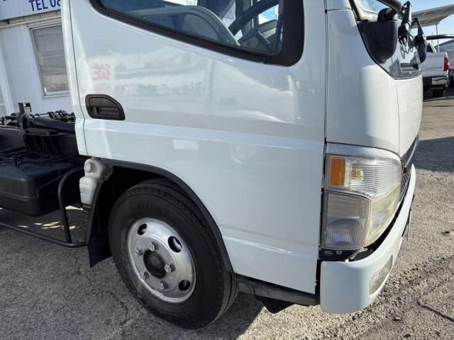 MITSUBISHI CANTER 2005