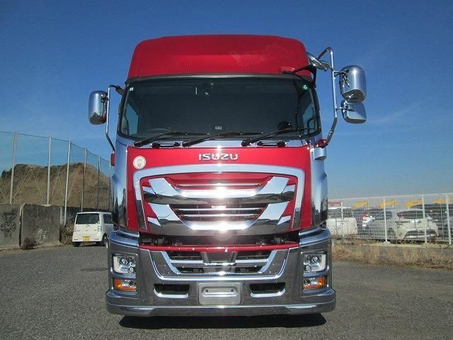 ISUZU GIGA 2021