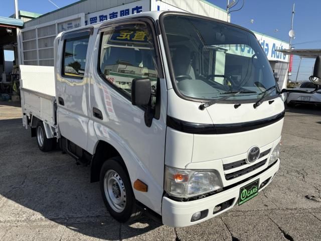 TOYOTA DYNA 2015