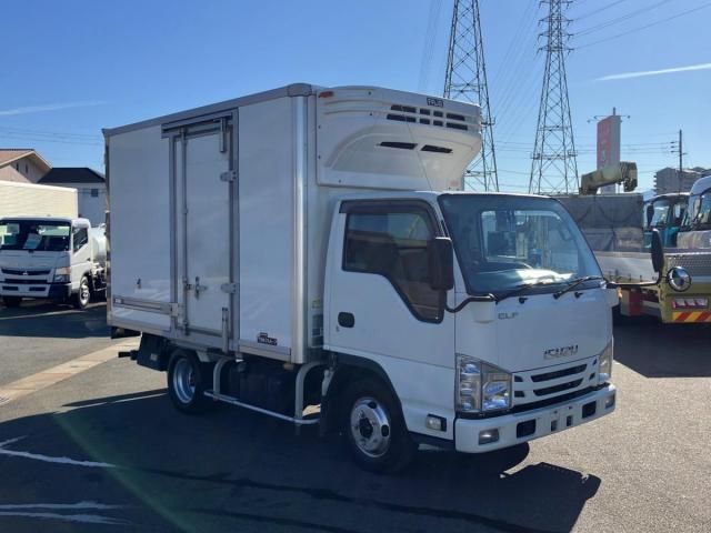 ISUZU ELF 2015