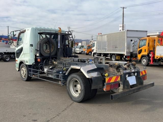 MITSUBISHI FUSOU FIGHTER 2018