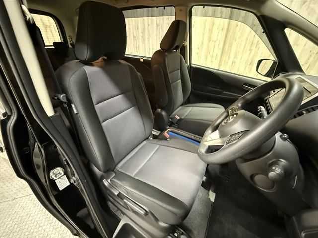 NISSAN SERENA  WG 2020