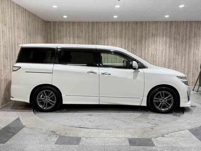 NISSAN ELGRAND 2012