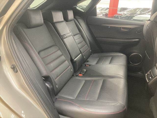 TOYOTA LEXUS NX300h 2015