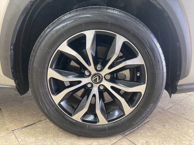 TOYOTA LEXUS NX300h 2015