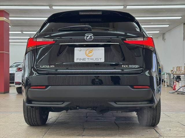 TOYOTA LEXUS NX300h AWD 2015