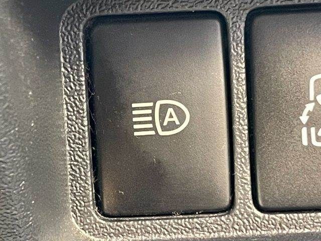 TOYOTA HIACE van 2WD 2018