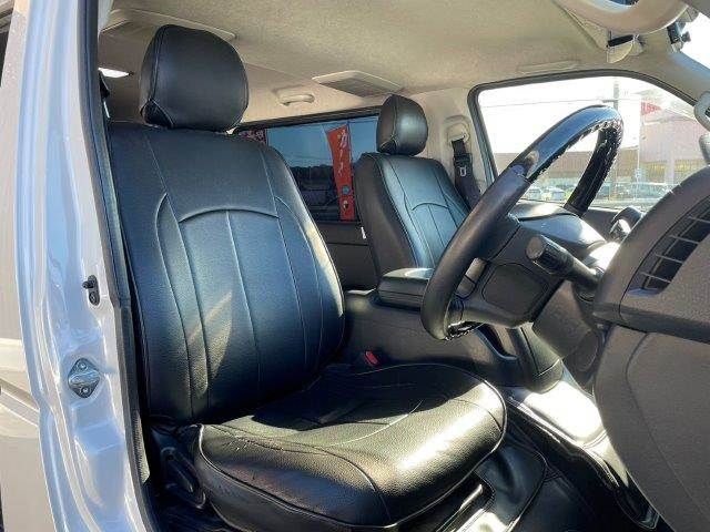 TOYOTA HIACE van 2WD 2018