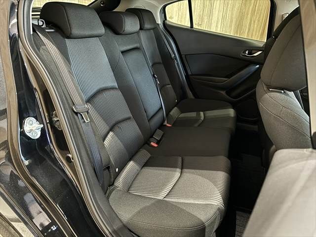 MAZDA AXELA SPORTS 2015