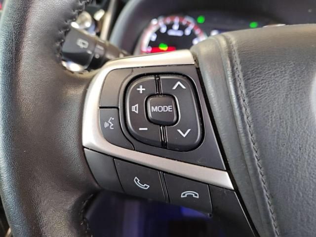 TOYOTA HARRIER 2WD 2018