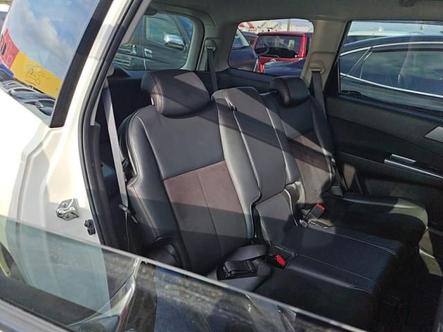 SUBARU EXIGA 4WD 2012