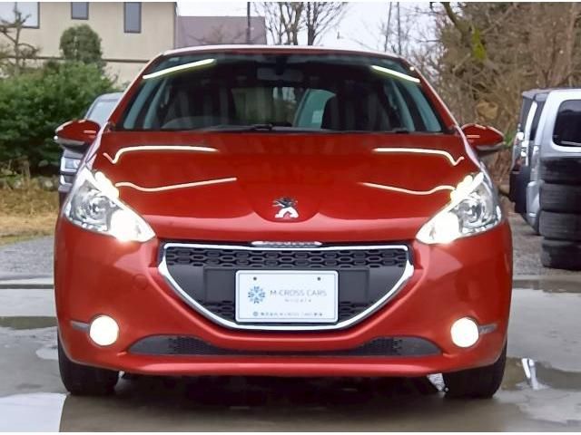 PEUGEOT PEUGEOT 208 2015