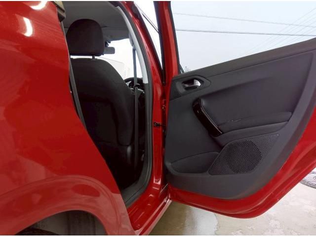 PEUGEOT PEUGEOT 208 2015