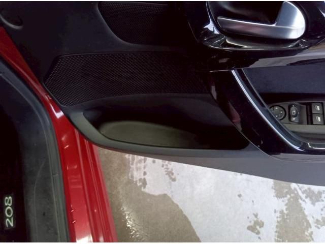 PEUGEOT PEUGEOT 208 2015