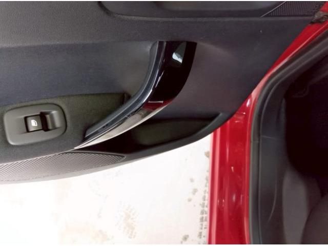 PEUGEOT PEUGEOT 208 2015