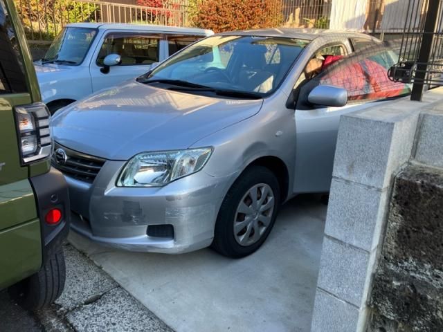 TOYOTA COROLLA AXIO 2011