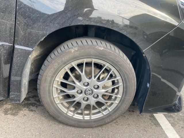 TOYOTA VOXY HYBRID 2018