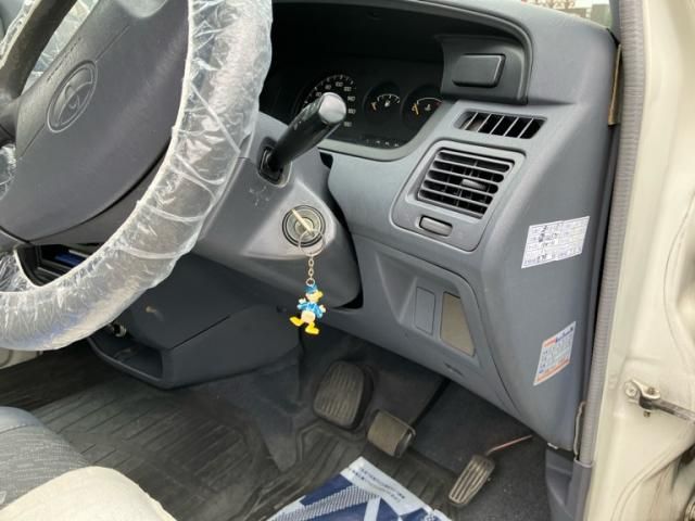 TOYOTA LITEACE NOAH 1997