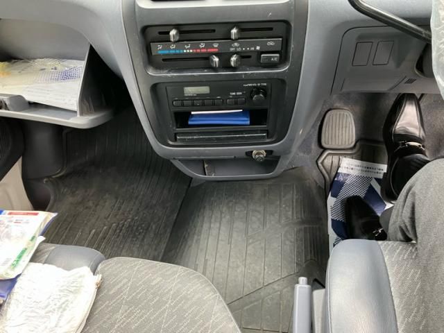 TOYOTA LITEACE NOAH 1997