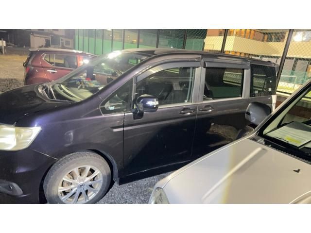 HONDA STEPWAGON SPADA 2010